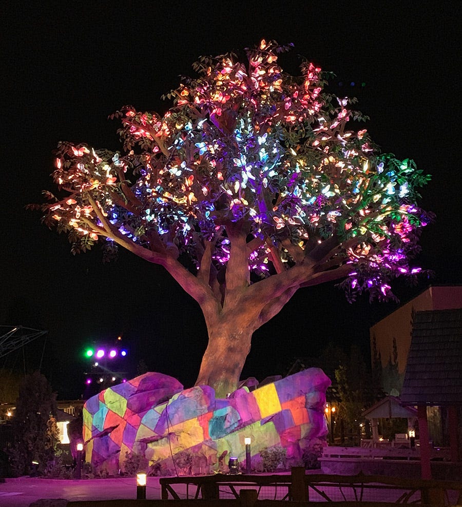 News Outdoor Lighting Wildwood Grove Tree at Dollywood