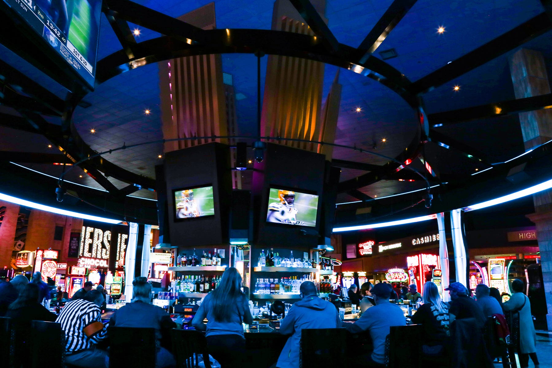 News New York New York Center Bar