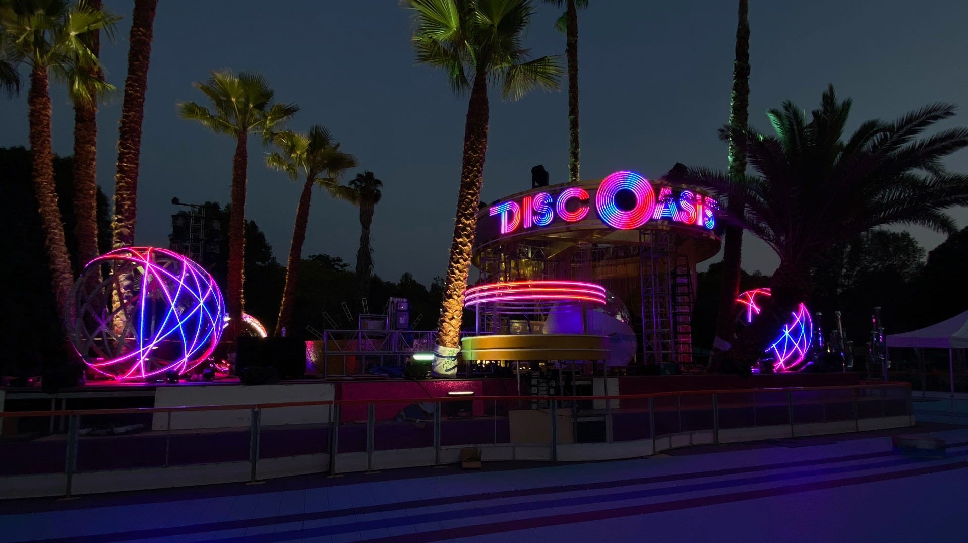 DiscOasis Outdoor Roller Disco Experience